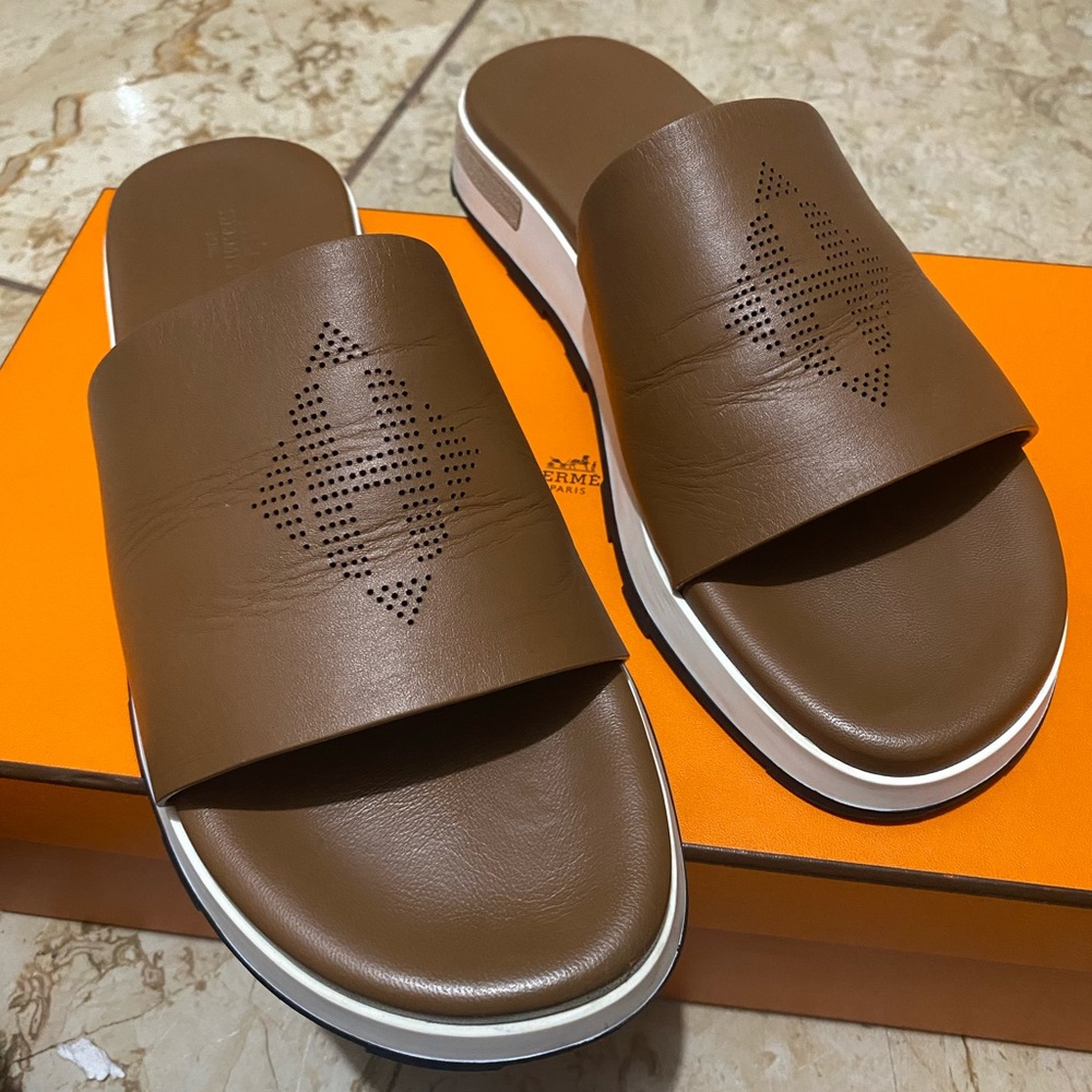 Hermès sandals